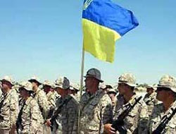 Українські офіцери вимагають навести порядок у Криму