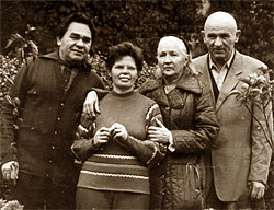 Зліва направо: Микола Руденко, Раїса Руденко, Зінаїда Григоренко, Петро Григоренко. 1970-ті роки.