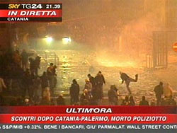 Під час сутичок на футбольному матчі в Італії було поранено більше 100 осіб