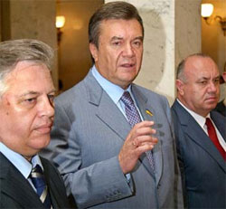 Президент Ющенко вважає, що правляча коаліція обслуговує інтереси іноземної держави