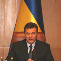 Янукович поспілкувався із Президентом ПАРЕ