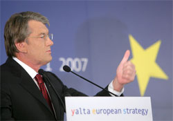 Президент Ющенко закликав європейських партнерів консолідовано допомогти Україні