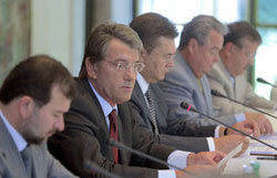 Триває засідання РНБО. Головує Президент Ющенко