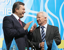 Мороз з Януковичем перенесли шоу під куполом на наступний тиждень