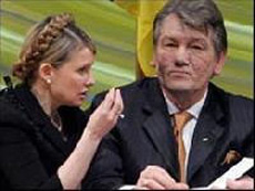Юлія Тимошенко вважає, що Президент за референдум. Його дезінформували