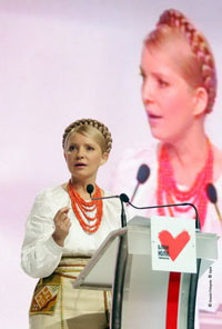 Тимошенко не вірить що регіонали з комуністами здатні скласти депутатські повноваження