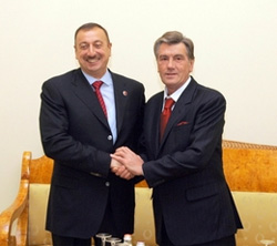 Президент Ющенко сподівається на реалізацію нового газотранспортного коридору