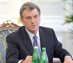 Президент Ющенко чекає від Богатирьової ноти конструктивізму