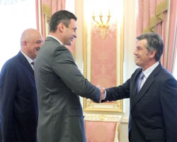 Ющенко зустрівся із Кличком. Поговорили про стабільність