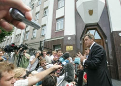 Президент Ющенко був допитаний ГПУ у справі про його отруєння
