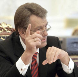 Президент Ющенко закликав місцевих князьків включити опалення