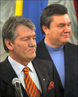 Януковичу аж свербить запустити лохотрони