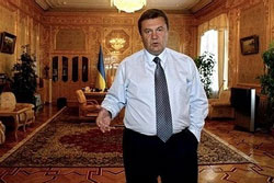Рефлекс на владу. У Януковича засвербіло певне місце на певне крісло