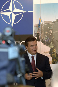 Парламентська "Антината". Прем'єр Янукович проти оППозиціонера Януковича