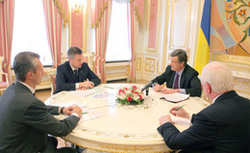Президент Ющенко вимагає викорінити корупцію на митниці