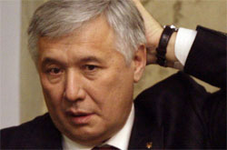Єхануров - у відставці