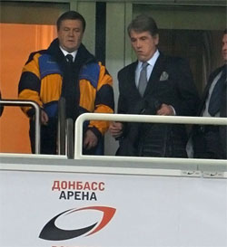 Сіамські близнюки Кучми. Ющенко і Янукович працюють за єдиним сценарієм