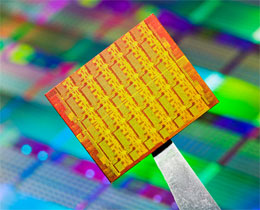 Intel продемонструвала 48-ядерний процесор