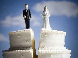 Іспанський суд покарав посварене подружжя за примирення 