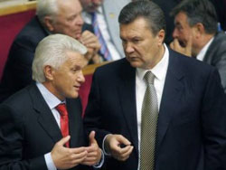 Литвин приєднався до закликів Януковича, але з коаліції виходити не поспішає