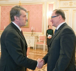 Президент Ющенко попросив Пасенюка забезпечити правосуддя