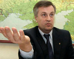 Екс-керівник СБУ критикує військово-газовий пакт Януковича-Медвєдєва