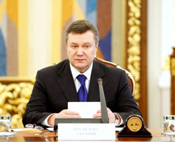 Янукович вважає себе прагматиком-миротворцем