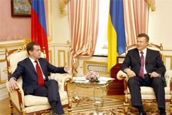 Янукович і Медвєдєв не згадували про стратегічні ініціативи Путіна