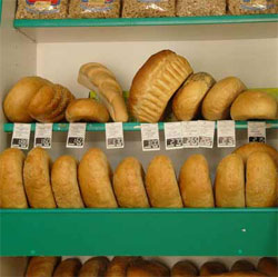 Родина Черновецького продає хлібну монополію