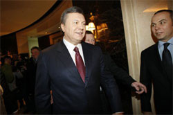 Янукович вже дав Шуфричу нову посаду