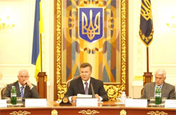 Президент Янукович сформулював головні напрямки реформ в Україні