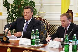 Після заяви Януковича у Лавриновича відкрилися очі на неконституційність Конституції