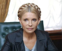 Тимошенко стверджує, що влада масово друкує фантики