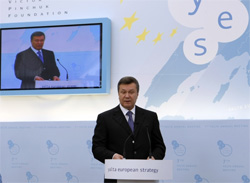 Янукович нагадав: те, що зроблено сьогодні - не доробив свого часу Ющенко