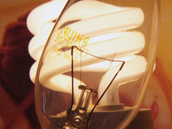 Євросоюз забороняє продаж 75-ватних ламп розжарювання