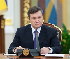 Навіть Януковича не влаштовують радянські методи підлеглих Могильова-Пшонки