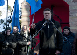 Заукраїнці вважають, що Янукович ладен віддати Росії все