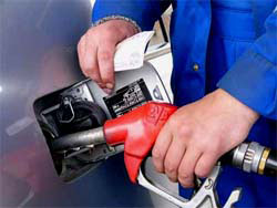 Учені створили дешеву заміну бензину