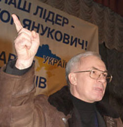 Томенко вважає, що Янукович відправить уряд у відставку