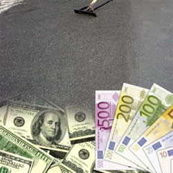 У Азарова вже “поклали око” на гроші, які “валяються” на дорогах