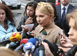 Тимошенко порівняла владу зі шкідливим котом