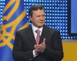 Янукович сказав, що заважає покращити добробут кожного вже сьогодні