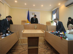 Суд заборонив пряму трансляцію суду над Тимошенко