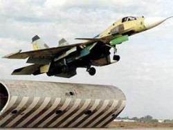 Україна здала в оренду Росії злітно-посадковий полігон для льотчиків з авіаносців