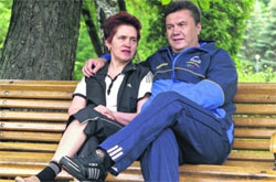 Під час робочої відпустки Президент Янукович збере родину