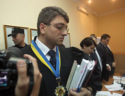 Соколовський вимагає вибачень від суду