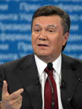 Януковичу хтось показав економічний позитив