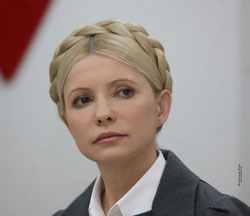 Тимошенко вже не може підвестися з ліжка. Чекісти не переймаються