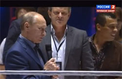У Кремлі, з нагоди епохальної події: засвистування САМОГО Путіна, зібрали прес-конференцію