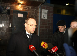 Після 12 годин тортур заарештовану Тимошенко заарештували